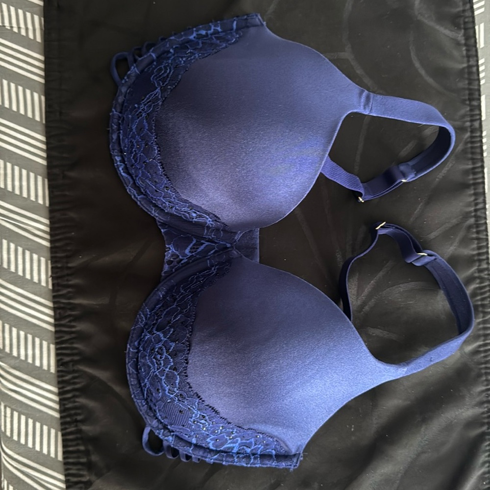 La Senza Bra, size 32DD